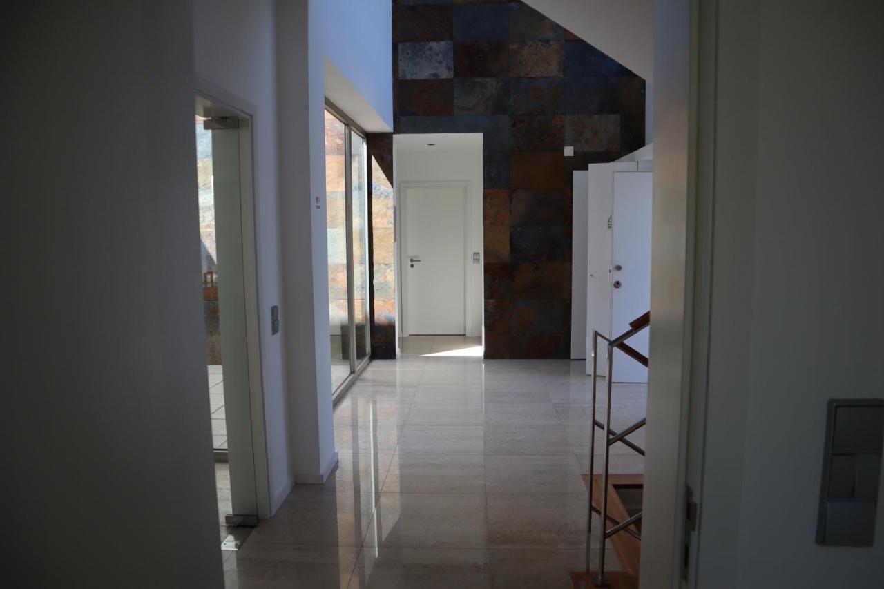 Villa Dos Salgados, 5Bdr, Beach Front, Near Salgados Golf Club Guia  Εξωτερικό φωτογραφία