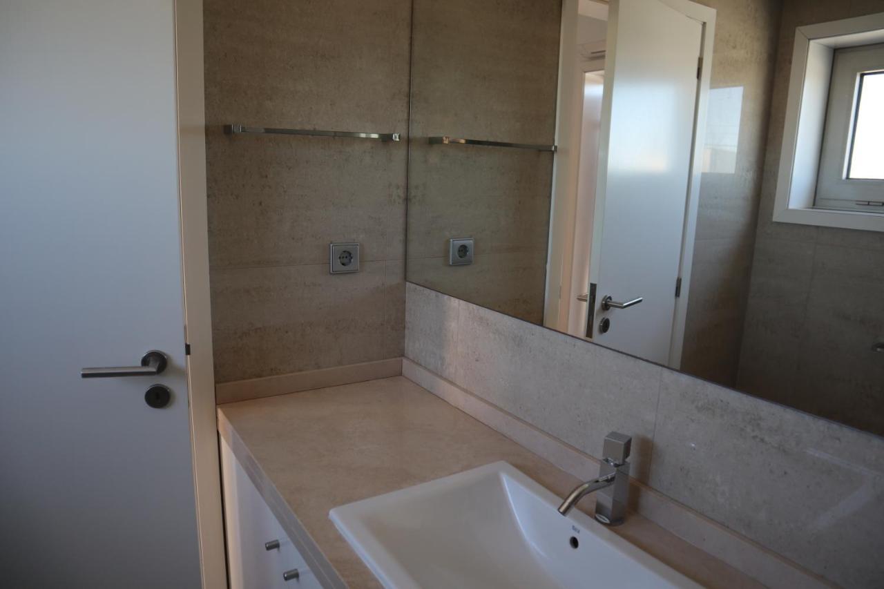 Villa Dos Salgados, 5Bdr, Beach Front, Near Salgados Golf Club Guia  Εξωτερικό φωτογραφία