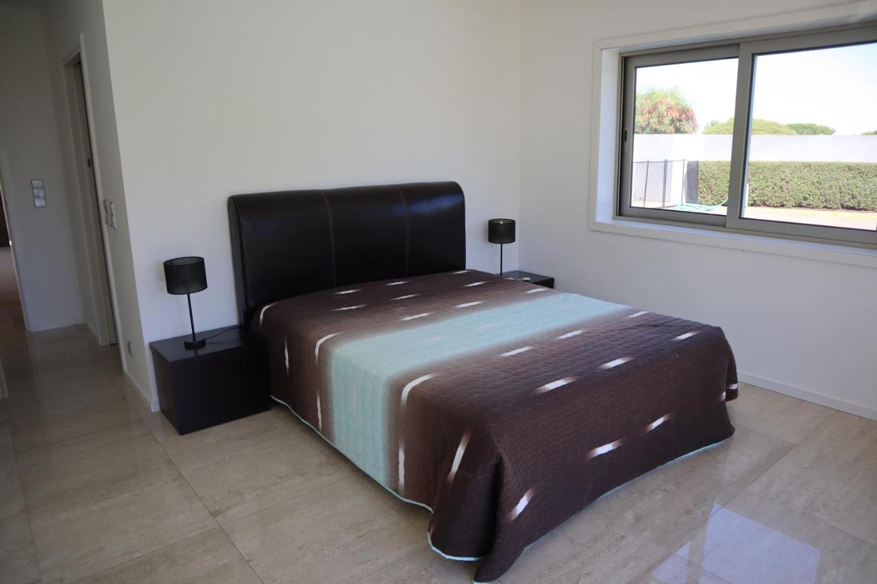 Villa Dos Salgados, 5Bdr, Beach Front, Near Salgados Golf Club Guia  Εξωτερικό φωτογραφία